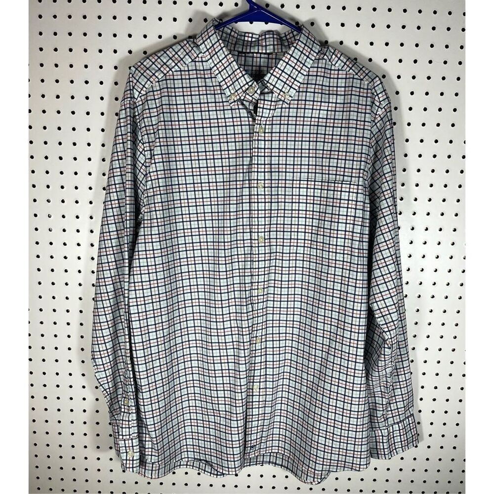 Vineyard Vines Performance Button Down Shirt - image 1